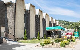 Quality Inn & Conference Center Franklin Downtown